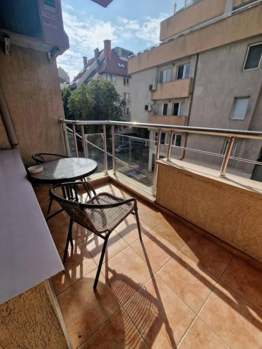 Cozy Central Apartment In Outskirts Of Old Sofia Zewnętrze zdjęcie